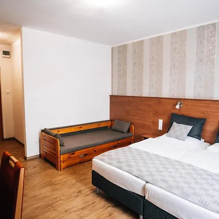 Thermal Panzio Bed & Breakfast Lenti